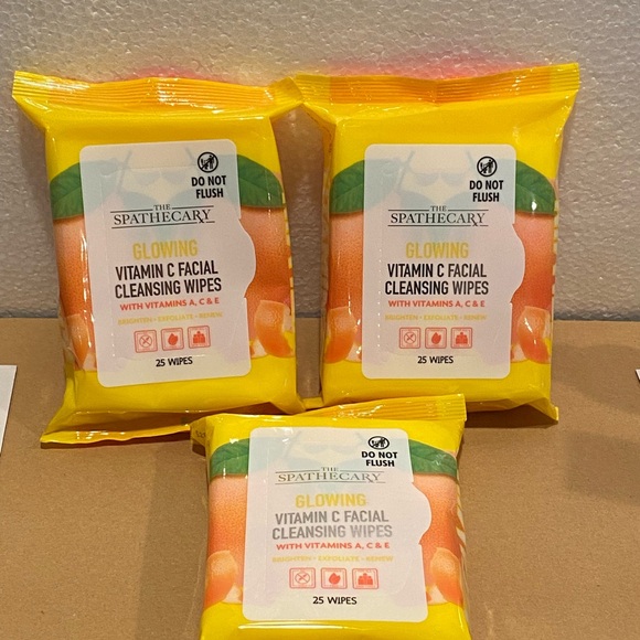 The Spathecary Vitamin C Facial Cleansing Wipes 3 pack - Picture 1 of 3